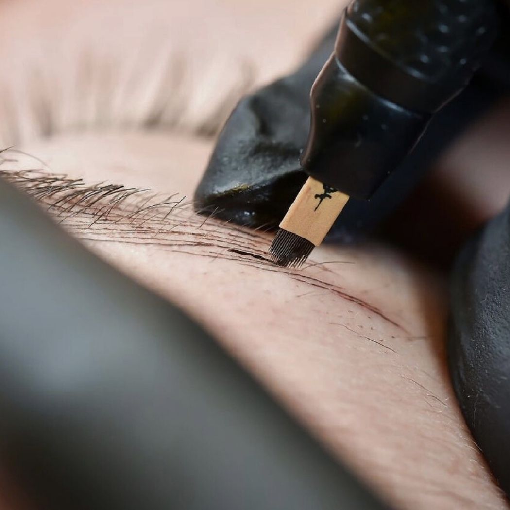 Signature Brow Lines Secret Elements Berlin